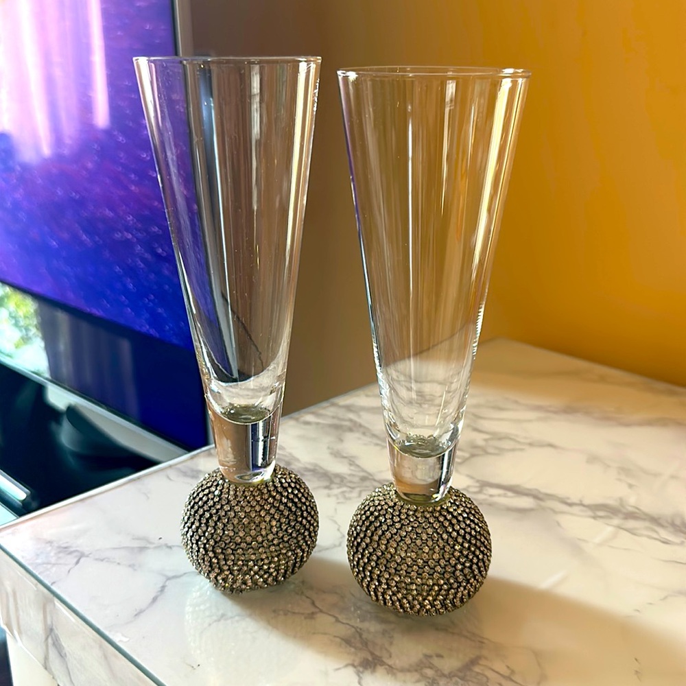 Perfect Pair 🥂 Champagne glasses